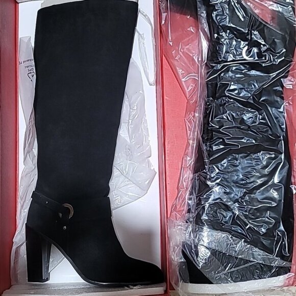 Donald Pliner Women's Owen Boot - Picture 5 of 11